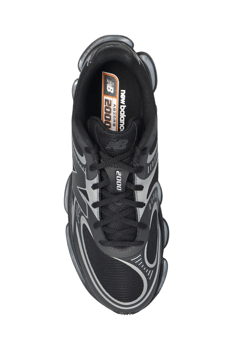 סניקרס ניו באלאנס New Balance ABZORB 2000 שחור כסוף גזרת MID עם סוליית ABZORB ובד רשת נושם
