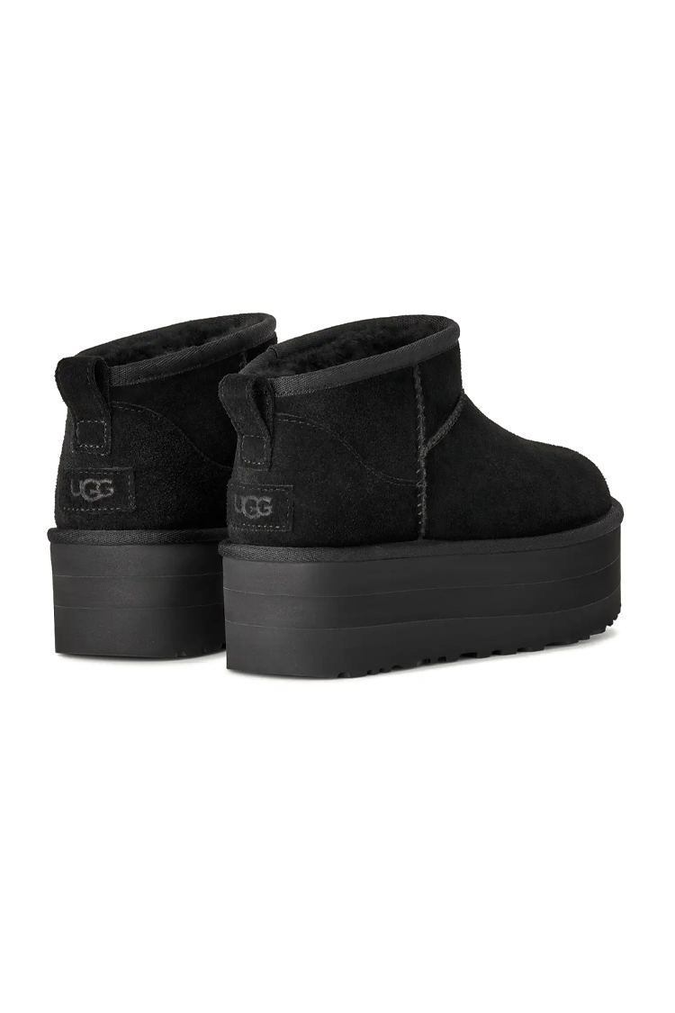 מגפון פלטפורמה אג UGG שחור זמש דגם Classic Ultra Mini Platform בטנת צמר סוליה 5 ס”מ