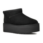 מגפון פלטפורמה אג UGG שחור זמש דגם Classic Ultra Mini Platform בטנת צמר סוליה 5 ס”מ