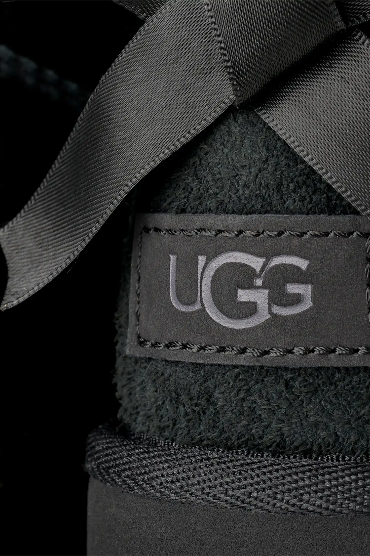 מגפון עור אג UGG שחור דגם Ultra Mini Bailey Bow עור כבש דו צדדי פפיון בטנת צמר