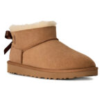 מגפון עור אג UGG חום דגם Ultra Mini Bailey Bow עור כבש דו צדדי פפיון בטנת צמר