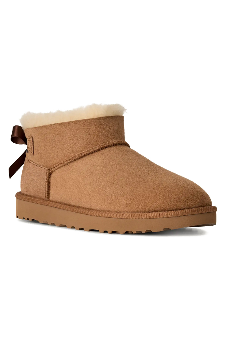 מגפון עור אג UGG חום דגם Ultra Mini Bailey Bow עור כבש דו צדדי פפיון בטנת צמר