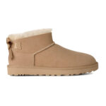 מגפון עור אג UGG קרם דגם Ultra Mini Bailey Bow עור כבש דו צדדי פפיון בטנת צמר