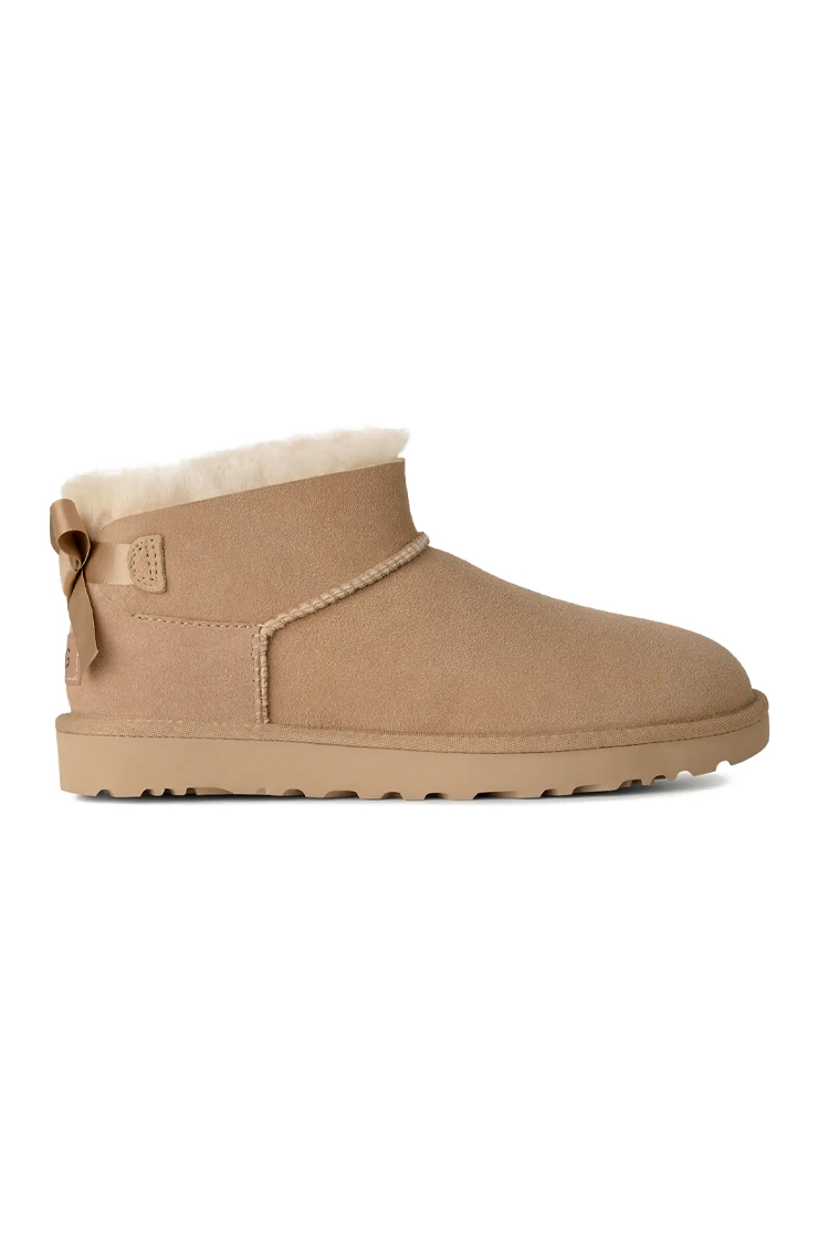 מגפון עור אג UGG קרם דגם Ultra Mini Bailey Bow עור כבש דו צדדי פפיון בטנת צמר