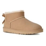 מגפון עור אג UGG קרם דגם Ultra Mini Bailey Bow עור כבש דו צדדי פפיון בטנת צמר