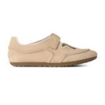 סניקרס מרי ג’יין UGG קרם זמש דגם Quill Mary Jane בטנת צמר סינטטי גזרה נמוכה