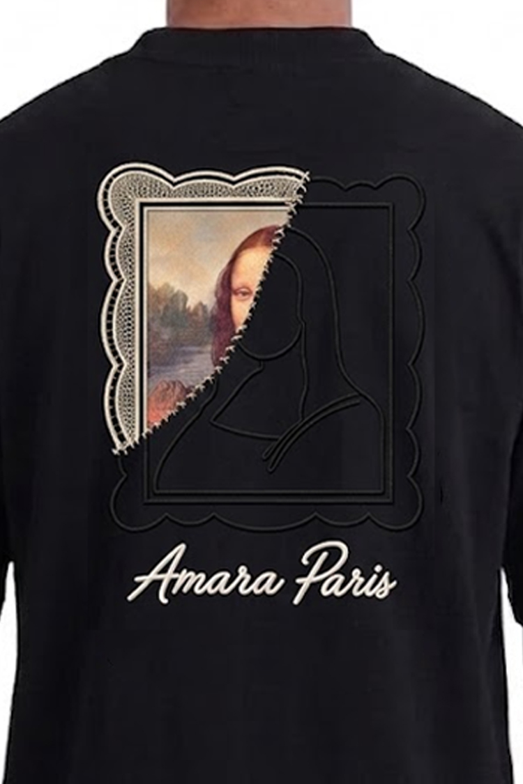 טי שירט אמרה פריז AMARA PARIS שחור כותנה דגם Half Mona גזרה אוברסייז רקמה בחזה והדפס מונה ליזה בגב