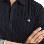 סריג פולו גאנט GANT כחול כהה כותנה דגם Cotton Cable Knit Polo סריג כבלים צווארון רקמה
