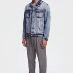 ז’קט ג’ינס איינקר AINKER כחול בהיר דגם 1150 Jacket Jeans גזרה נינוחה דו-גוני שוליים פרומים כפתורים עתיקים