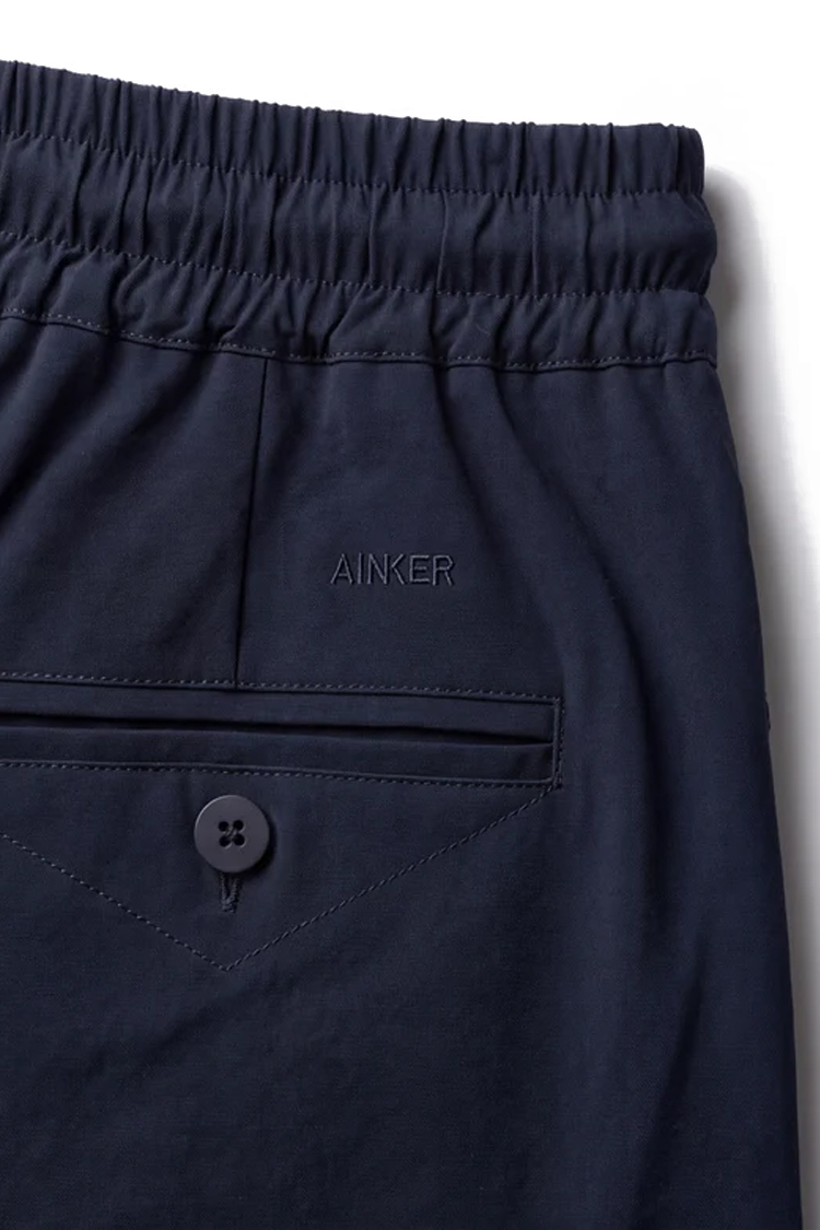 מכנס איינקר ainker כחול דגם Wool Blend 1081 תשלובת צמר מותן אלסטי לוגו דבורה רקמה כיס אחורי