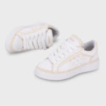 סניקרס איינקר AINKER לבן אוף וויט קנבס דגם Pivot Off White Canvas גזרה בינונית תבנית פרומה לוגו