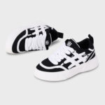 סניקרס איינקר AINKER שחור לבן קנבס דגם Star Line Canvas Black/White גזרה בינונית תפרי קונטרסט לוגו