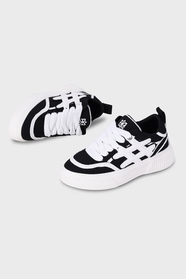 סניקרס איינקר AINKER שחור לבן קנבס דגם Star Line Canvas Black/White גזרה בינונית תפרי קונטרסט לוגו