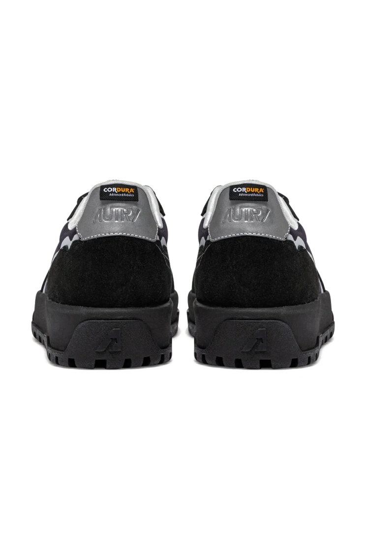 סניקרס אוטרי autry שחור/כסוף דגם Wildpace Low בד רשת זמש סוליית פיילון גומי לוגו