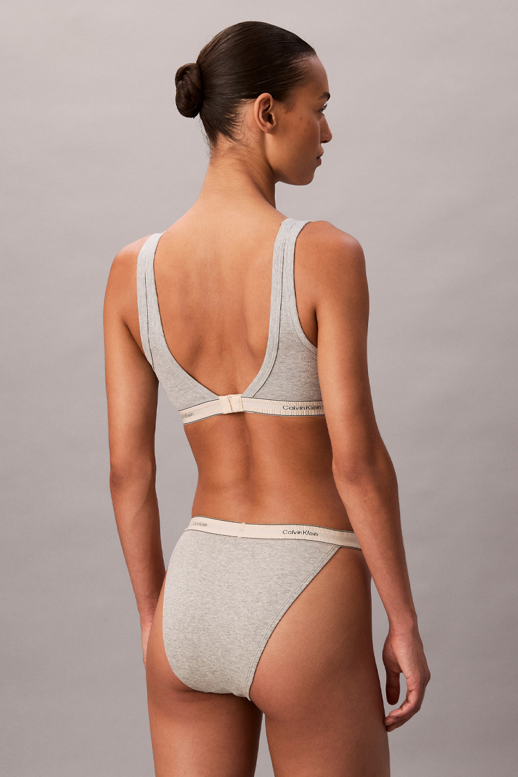 חזיית ברלט קלווין קליין calvin klein אפור כותנה דגם Heritage Lightly Lined Triangle קאפים נשלפים רצועת לוגו