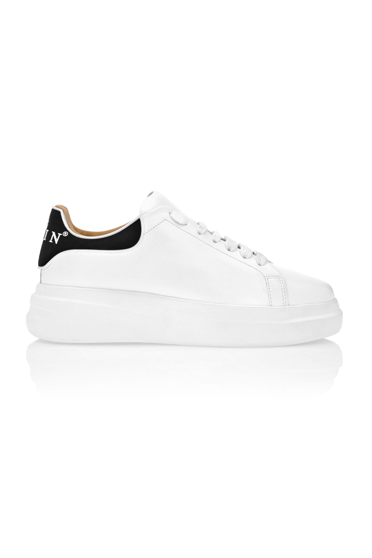 סניקרס עור פיליפ פליין philipp plein לבן דגם Megastar גזרה בינונית לוחית מתכת שרוכים קונטרסט
