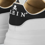 סניקרס עור פיליפ פליין philipp plein לבן דגם Megastar גזרה בינונית לוחית מתכת שרוכים קונטרסט