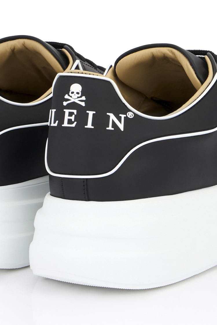 סניקרס עור פיליפ פליין philipp plein שחור דגם Megastar גזרה בינונית לוחית מתכת שרוכים קונטרסט