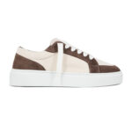 סניקרס קוטור קלאב The Couture Club חום/קרם זמש איטלקי דגם Axis Sneaker פאנלים שתי זוגות שרוכים סוליה עבה
