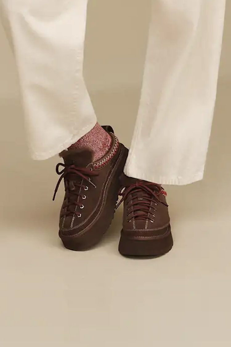 כפכפי פלטפורמה אג ugg חום דגם Heritage Lace-Up Slipper זמש איכותי בטנת עור סוליית eva פלטפורמה 4.5 סמ פרווה