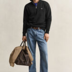 סווטשירט גאנט gant שחור דגם Shield Half-Zip Sweatshirt תשלובת כותנה חצי רוכסן רקמה שילד