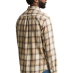 בז’ פלנל גאנט gant כחול משובץ דגם Checked Windblown Flannel Shirt 100 אחוז כותנה קל משקל רקמה כיס קדמי