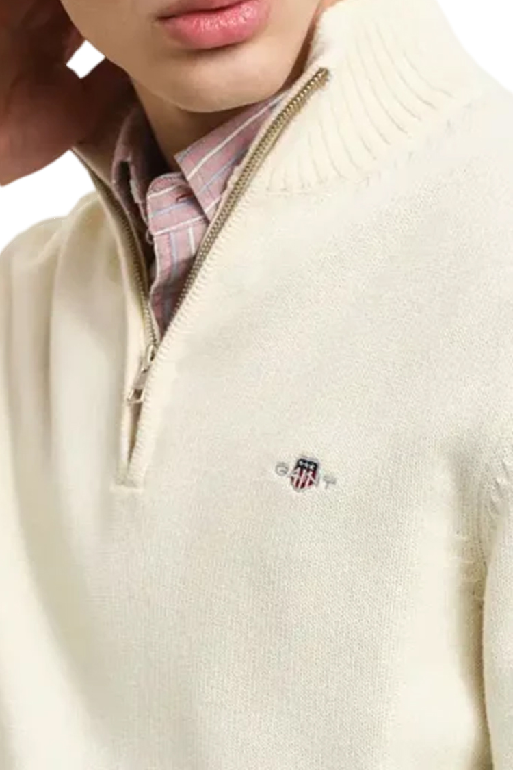 סריג גאנט GANT קרם כותנה דגם Casual Cotton Half-Zip Sweater חצי רוכסן רקמה