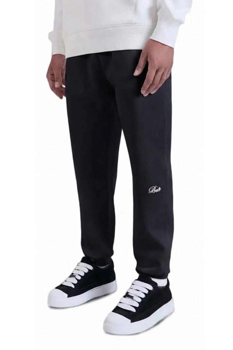 מכנס טרנינג באולר balr שחור דגם Relaxed Fit Cotton Joggers תשלובת כותנה רילקסד פיט רקמה שרוול פאץ כיס אחורי