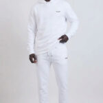 קפוצ’ון באולר balr לבן דגם Pin Logo Hoodie תשלובת כותנה רילקסד פיט קוביות מטאליות סיכת ביטחון תיק תק כיסי קנגורו