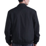 ז’קט ניילון באלר balr שחור דגם straight fit jacket 100% ניילון קל משקל חוסם רוח גזרה ישרה תיק תק עורף