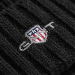 כובע צמר גאנט gant שחור דגם Shield Wool Beanie תשלובת צמר רקמה לוגו shield ביני קלאסי