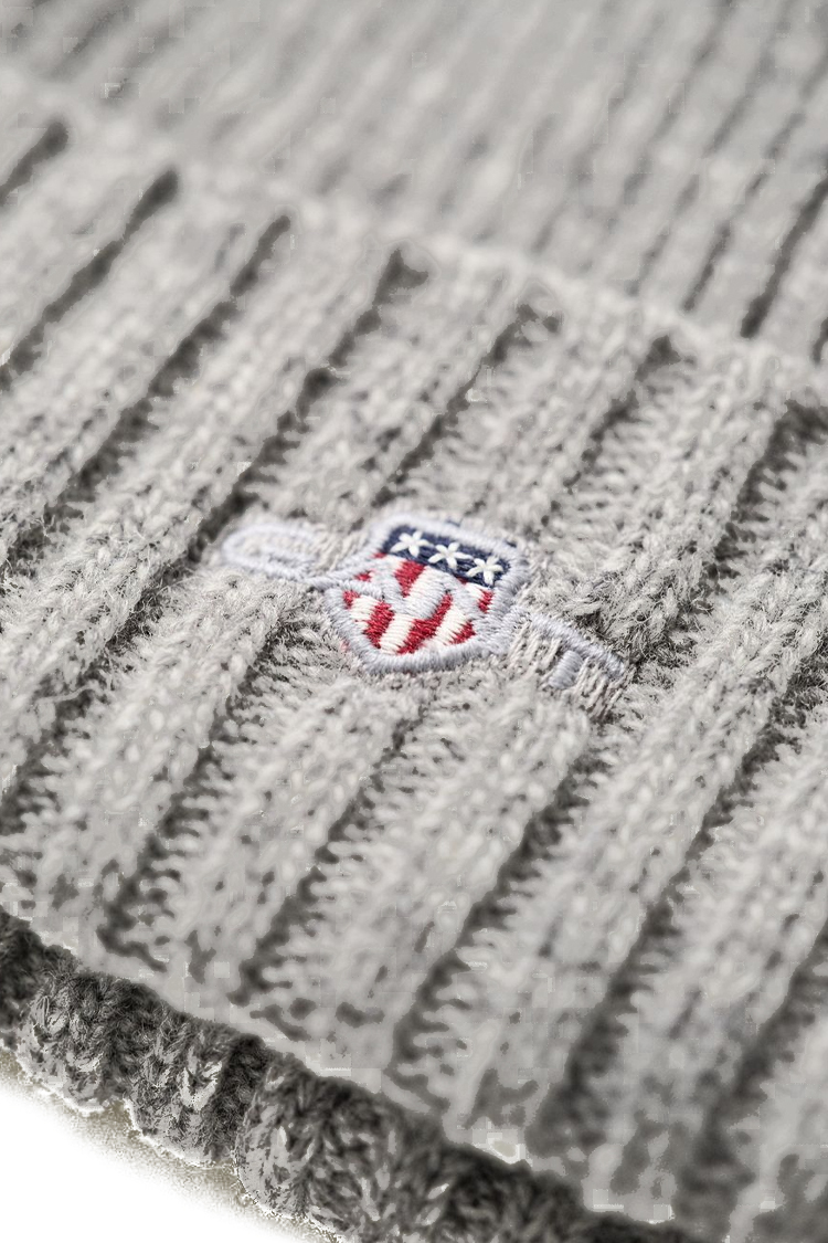 כובע צמר גאנט gant אפור דגם Shield Wool Beanie תשלובת צמר רקמה לוגו shield ביני קלאסי