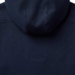 קפוצ’ון איינקר ainker כחול דגם 1069 black hoodie אריגת interlock צפופה גזרה רגילה רקמות לוגו חזה גב טבעות מטאליות שרוך