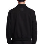 ז’קט אינקר ainker שחור דגם 1066 black jacket תשלובת כותנה גזרה רגילה רוכסן צווארון פתוח כיסי חזה תיק תק לוגו עורף lart a obtenir