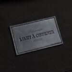 ז’קט אינקר ainker שחור דגם 1066 black jacket תשלובת כותנה גזרה רגילה רוכסן צווארון פתוח כיסי חזה תיק תק לוגו עורף lart a obtenir