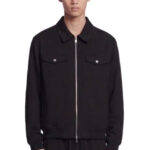 ז’קט אינקר ainker שחור דגם 1066 black jacket תשלובת כותנה גזרה רגילה רוכסן צווארון פתוח כיסי חזה תיק תק לוגו עורף lart a obtenir