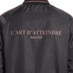 ז’קט בומבר איינקר ainker שחור דגם Puff Nylon 1100 Jacket ניילון טכני פוליאסטר חוסם רוח גזרה רגילה לוגו חזה לוגו גב lart datteindre