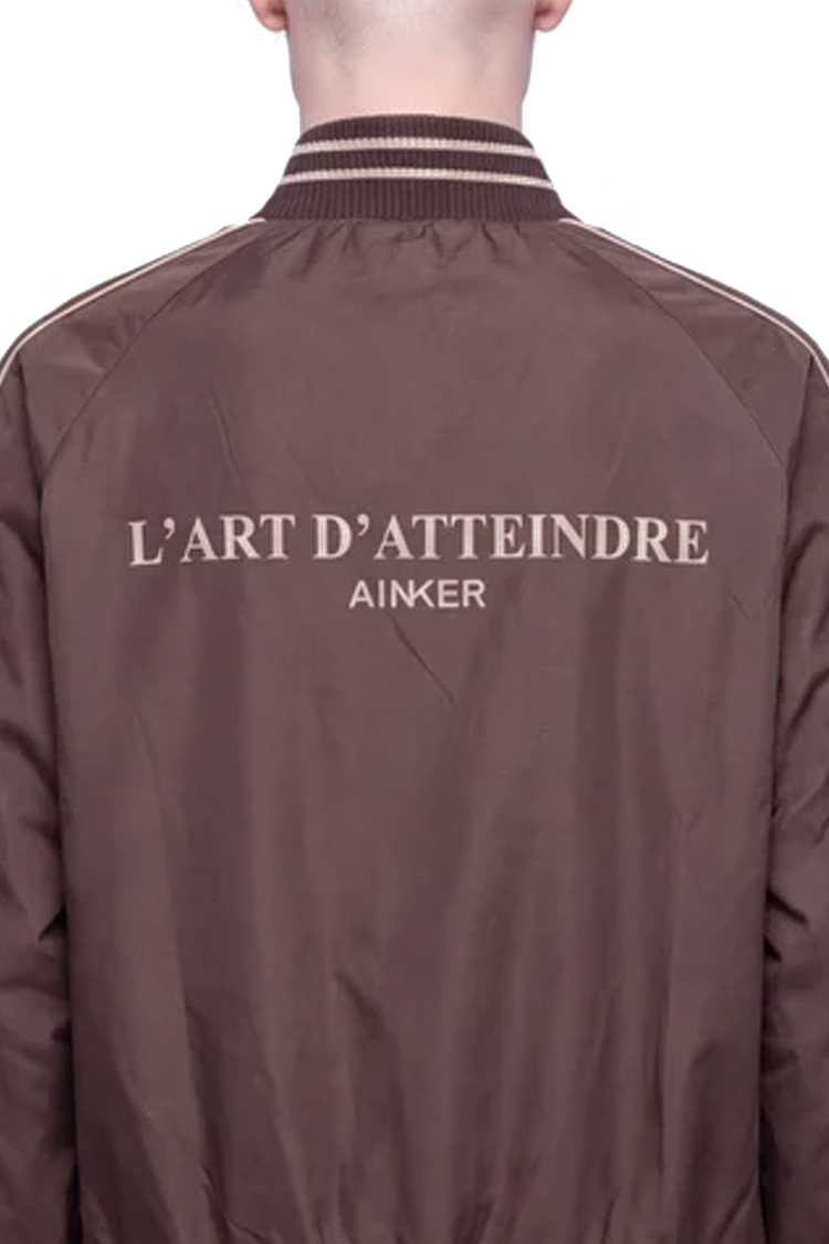 ז’קט בומבר איינקר ainker חום דגם Puff Nylon 1100 Jacket ניילון טכני פוליאסטר חוסם רוח גזרה רגילה לוגו חזה לוגו גב lart datteindre