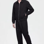 מכנס ג’וגר איינקר ainker שחור דגם 1060 pant כותנה אריגת twill גזרה נינוחה רקמה מותן לוגו lart a obtenir כיס אחורי