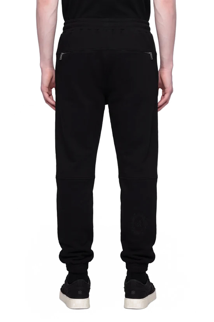 מכנס טרנינג אינקר ainker שחור דגם 1069 navy pant אריגת interlock צפופה צללית מחודדת רקמת לוגו צד תחתית שרוול