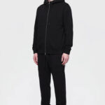 מכנס טרנינג אינקר ainker שחור דגם 1069 navy pant אריגת interlock צפופה צללית מחודדת רקמת לוגו צד תחתית שרוול