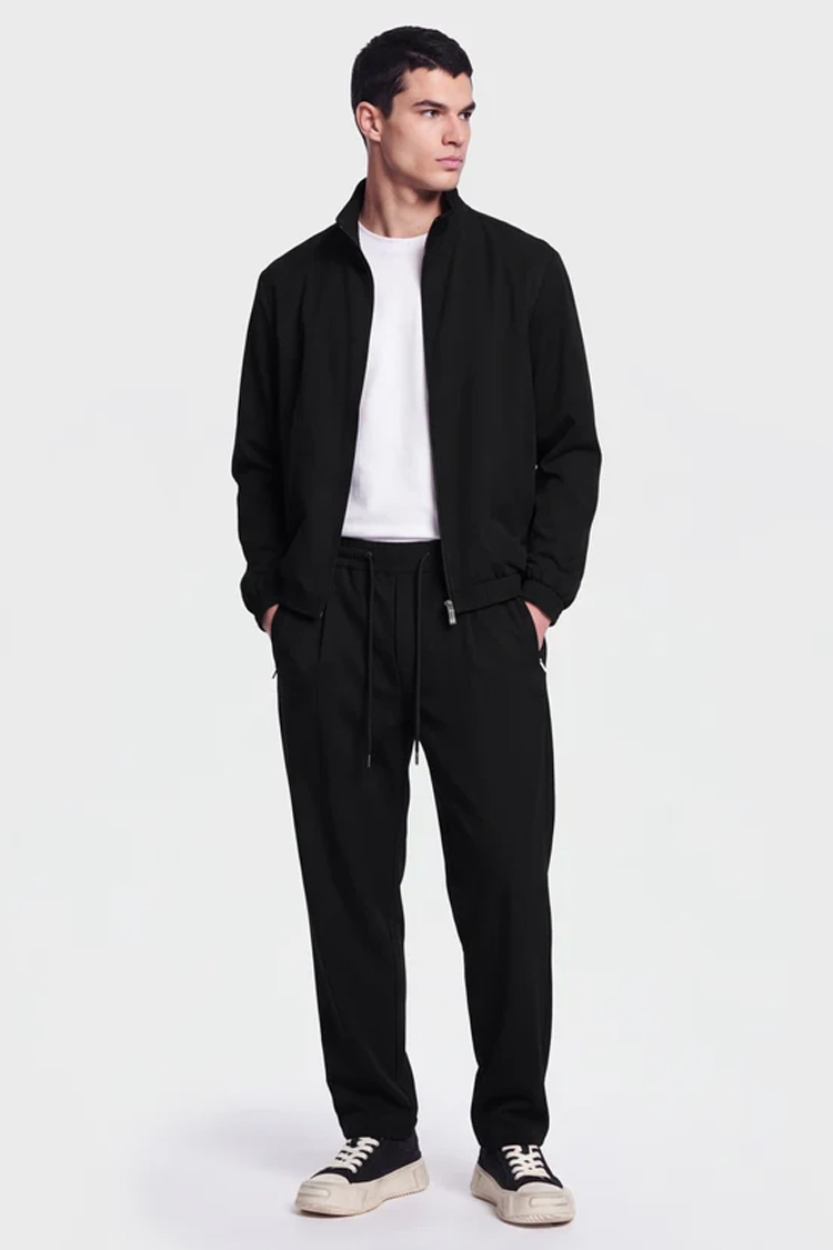 מכנס ג’וגר איינקר ainker שחור דגם 1070 pant כותנה אריגה עדינה טייפארד פיט רקמה שרוול מכנסיים מחויטים