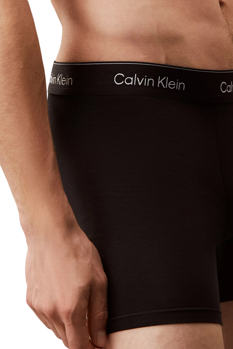 מארז שלישיית תחתוני בוקסר קלווין קליין calvin klein שחור דגם Boxer Briefs Icon Cotton Stretch פס מותן לוגו