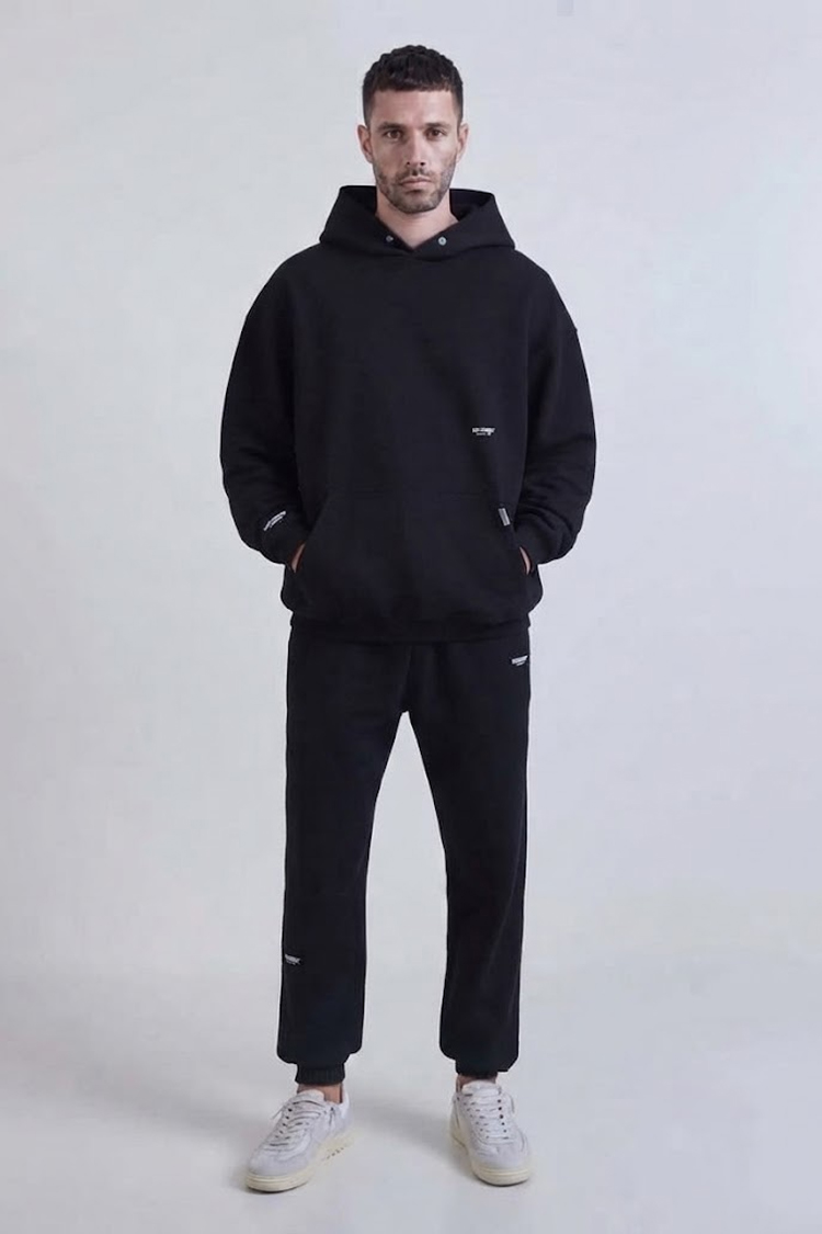 קפוצ’ון רפרזנט represent שחור דגם Relaxed-Fit Cotton Hoodie כותנה רילקסד פיט ניטים בצווארון לוגו