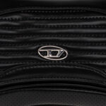 תיק צד דיזל diesel שחור דגם play clutch גימור מבריק צורה ייחודית רצועת נשיאה מתכווננת קלאץ
