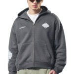 קפוצ’ון קוטור קלאב the couture club אפור כהה דגם Motion Blurred Zip Through כותנה רילקסד פיט ריצרץ לוגו motion blur